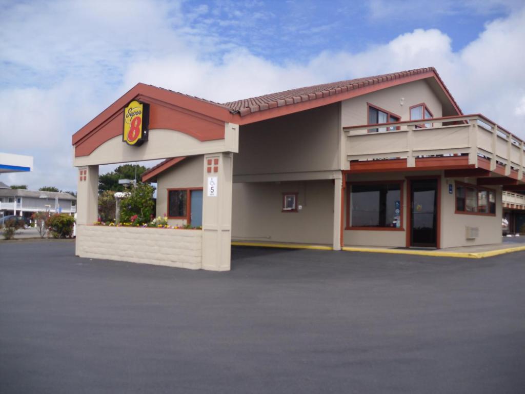Super 8 By Wyndham Fort Bragg Luaran gambar