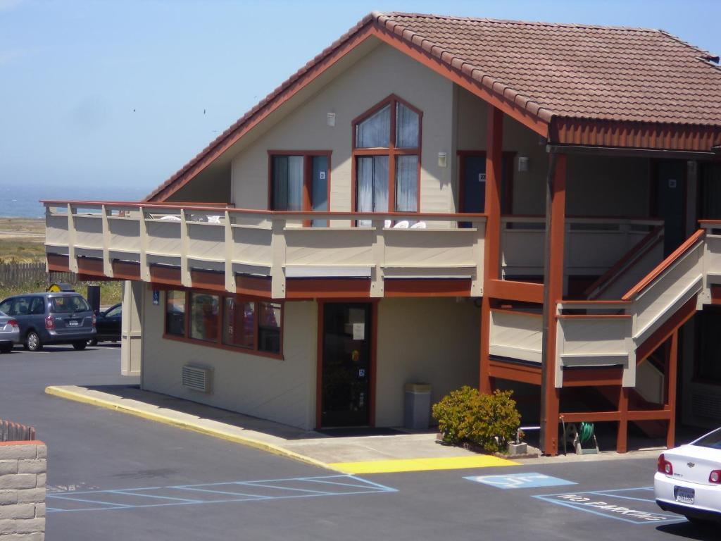 Super 8 By Wyndham Fort Bragg Luaran gambar
